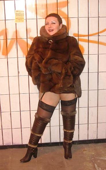 25P Fur girl 4