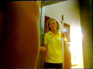22P Changingroom 3