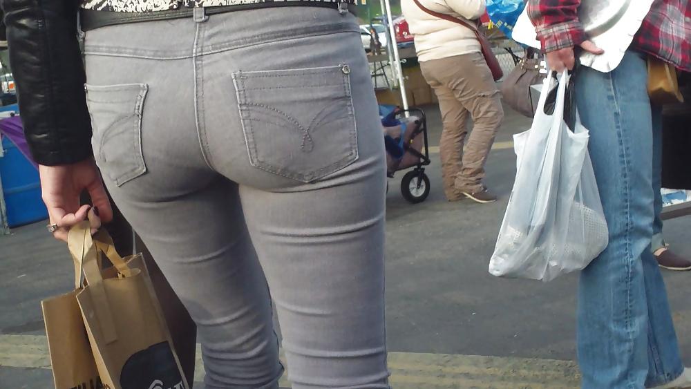 25P Following teen butts & ass in tight jeans 