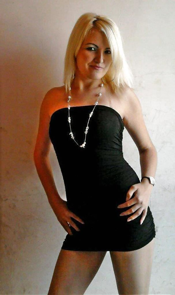 25P Teens in short dresses.