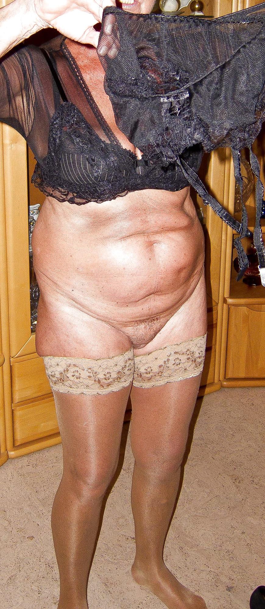 23P Very horny older slut (over 60)