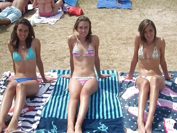 17P Horny sluts - comment if hairy or shaved 02