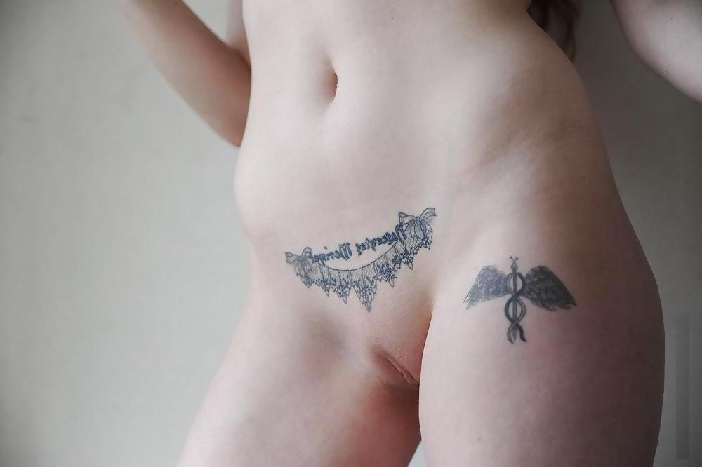 11P Horny Teens and Pussys and Cunts