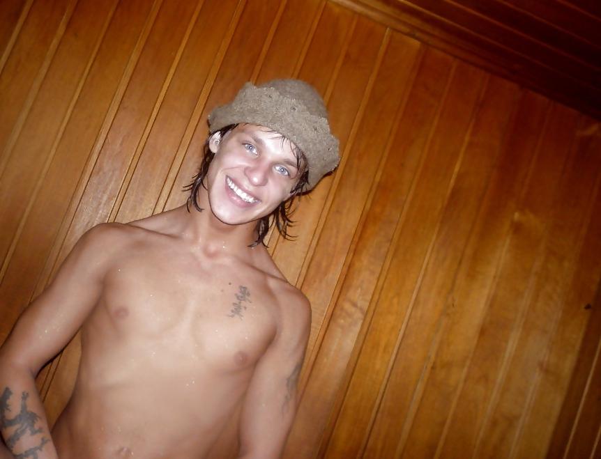 25P Wir schwitzen gern in der Sauna