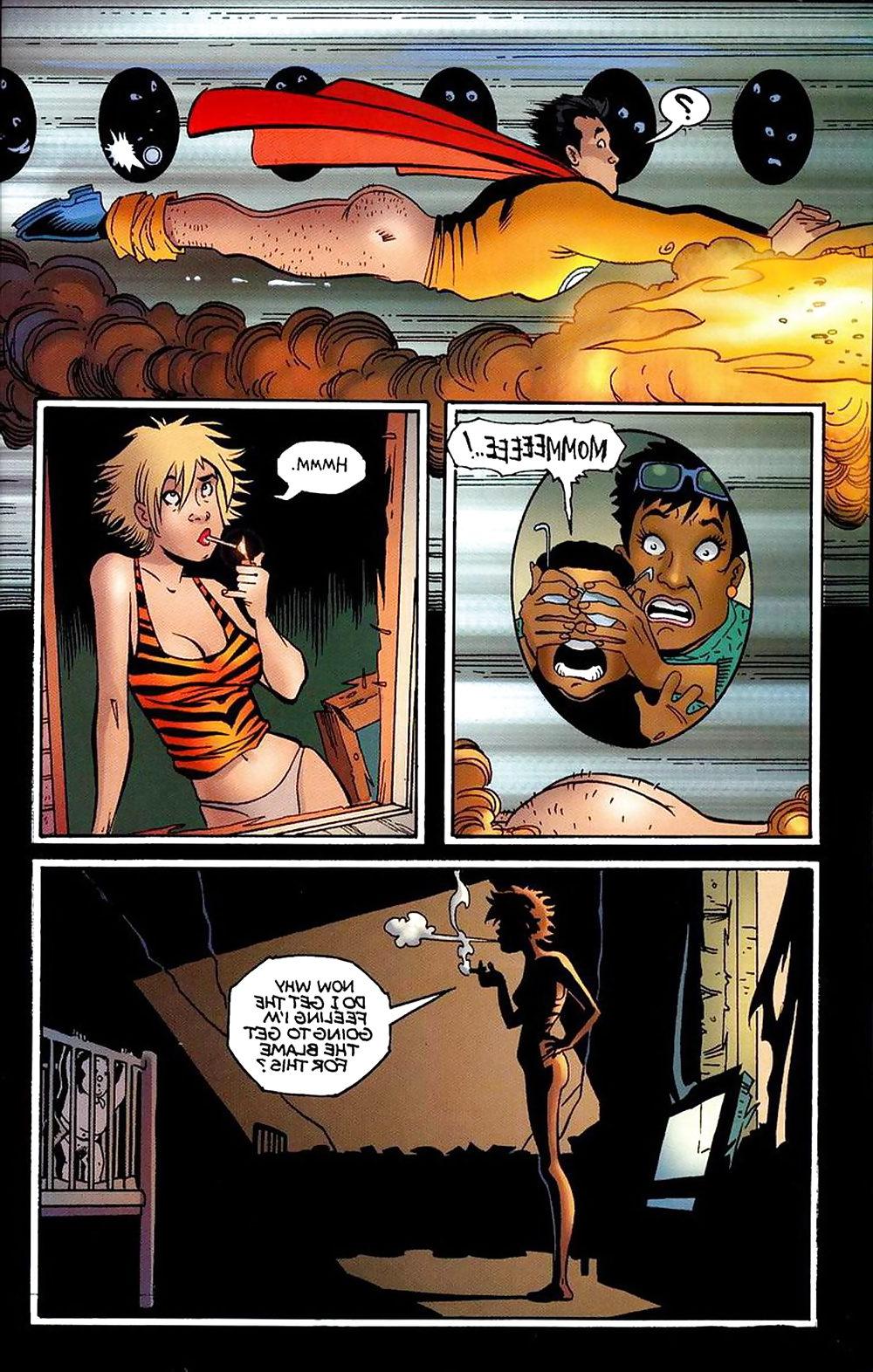 25P Super hooker comics