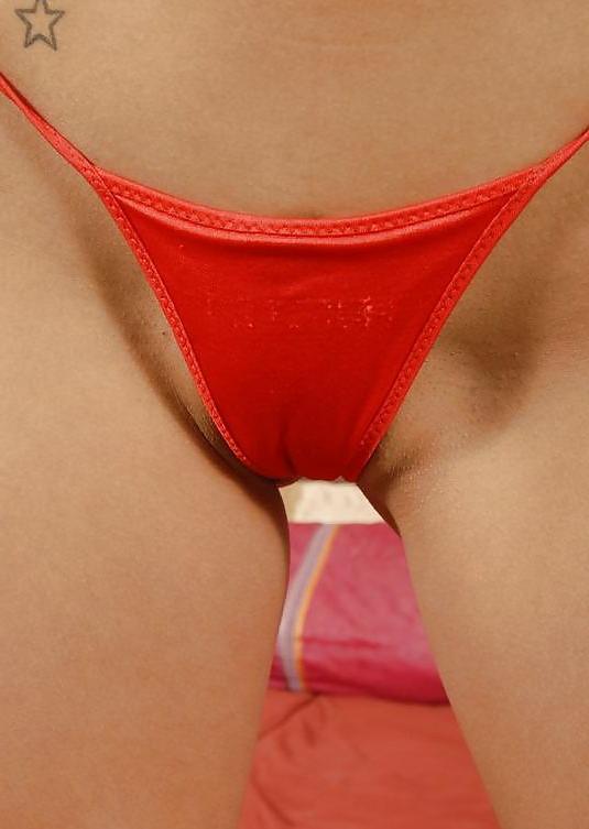 25P Cameltoe