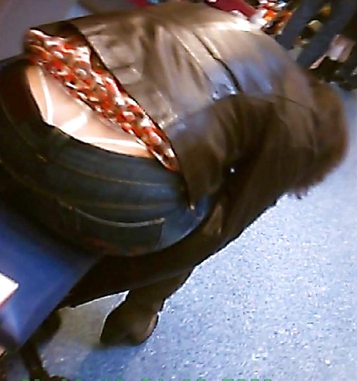17P Shoes ass thong...oops