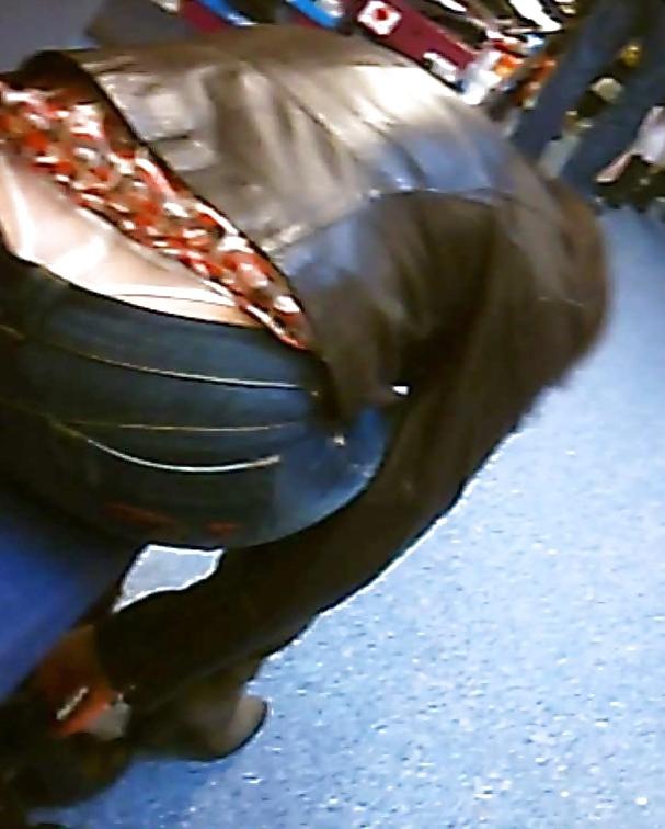 17P Shoes ass thong...oops