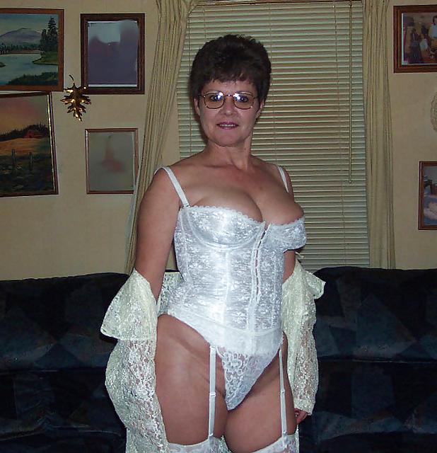 25P The Housewife 67, Part 2