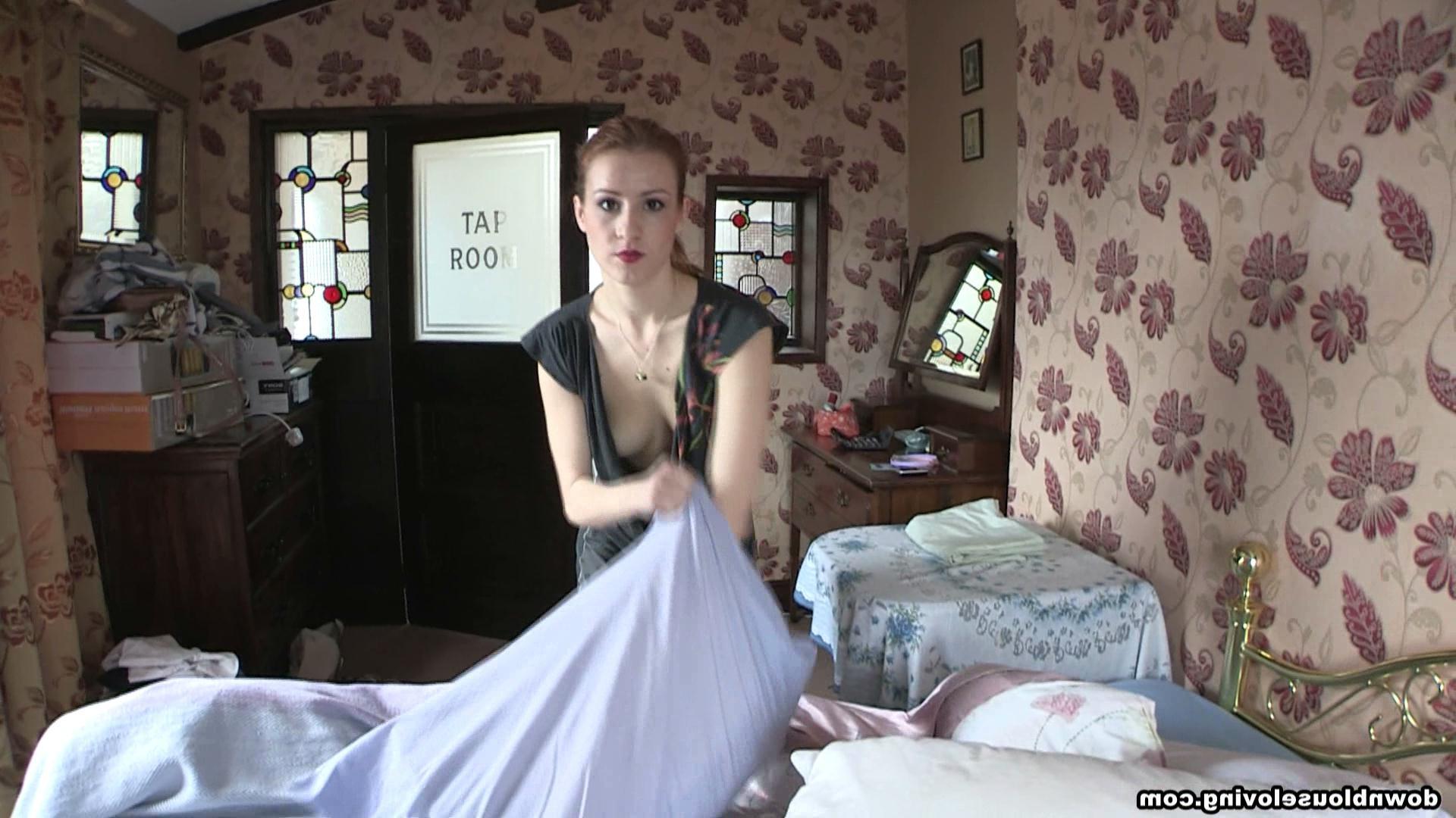 16P Voyeur shots of girl making her bed bending over showing cleavage downshirt