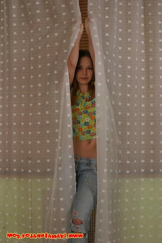 15P Young Ivana showing us her perfect body
