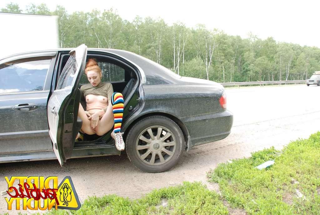 15P Milena pissing right from her car