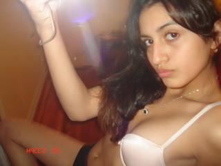 15P Indian teen gfs posing and fucking for the camera