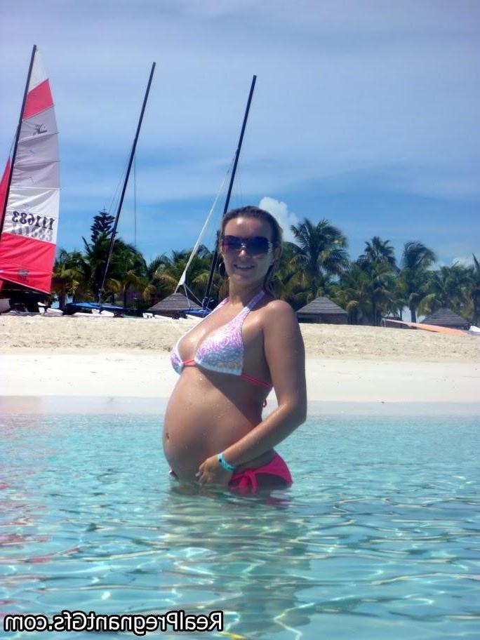 16P Amateur preggo girlfriends