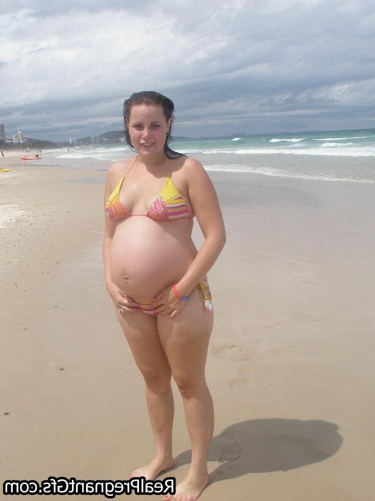 16P Amateur preggo girlfriends