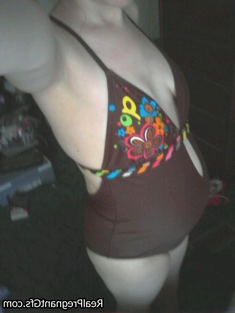 16P Amateur preggo girlfriends