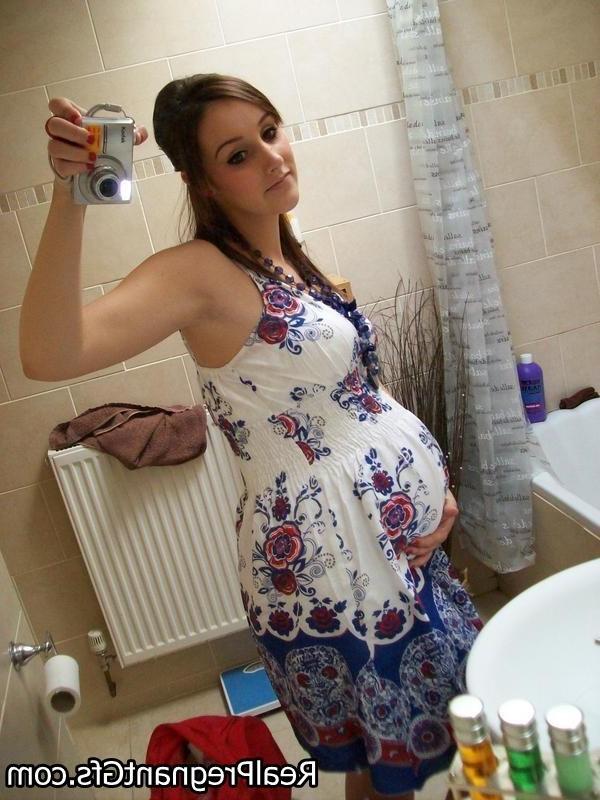 16P Amateur preggo girlfriends