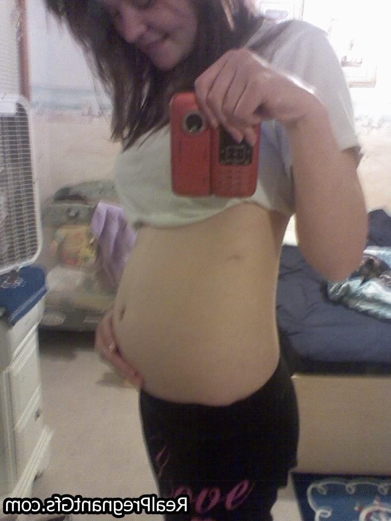 16P Amateur preggo girlfriends