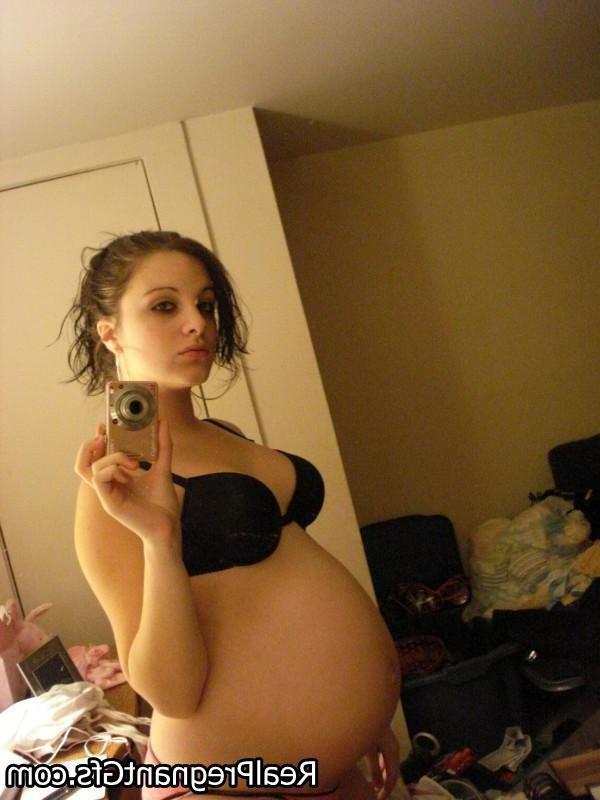 16P Amateur preggo girlfriends