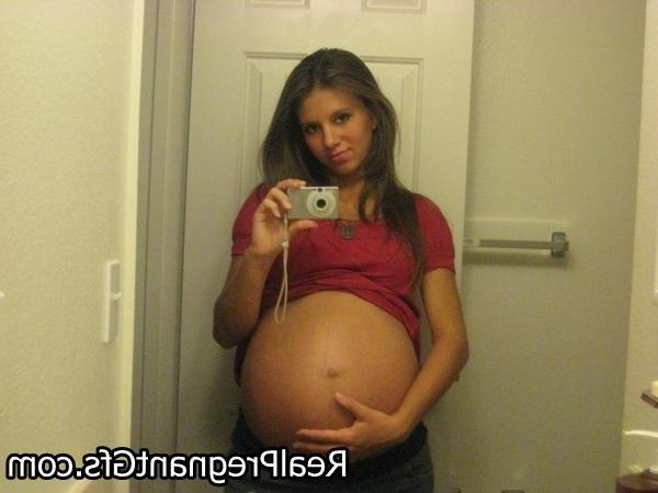 16P Amateur preggo girlfriends