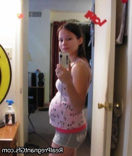 16P Amateur preggo girlfriends