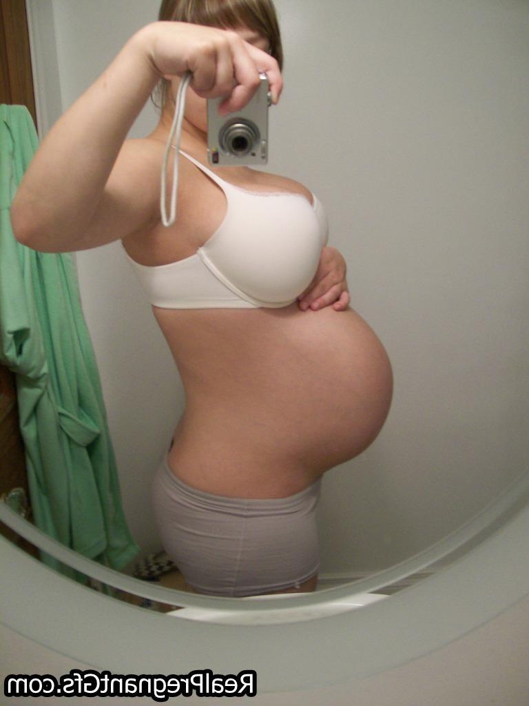 16P Amateur preggo girlfriends