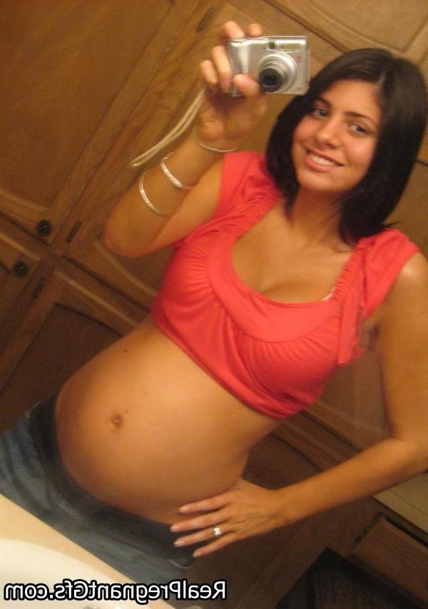 16P Amateur preggo girlfriends