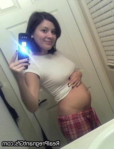 16P Amateur preggo girlfriends