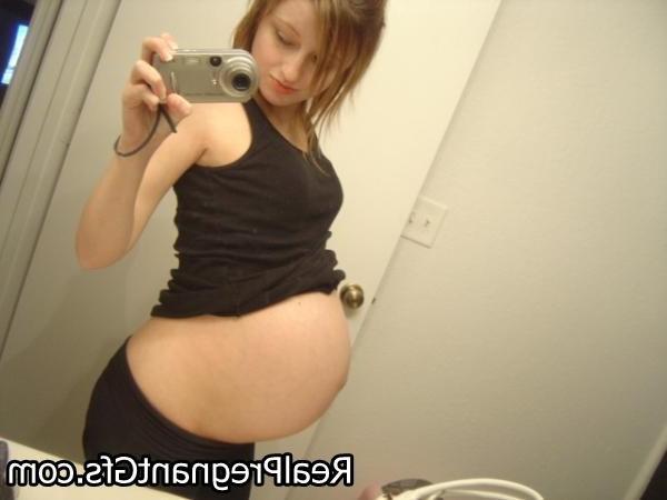 16P Amateur preggo girlfriends