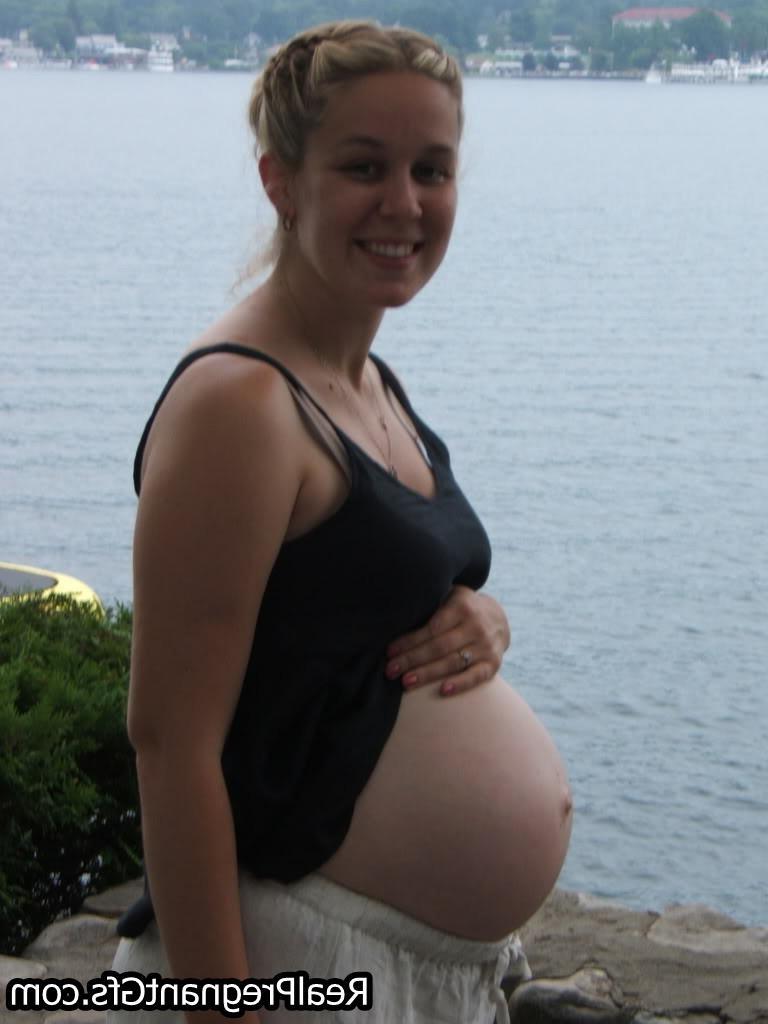 16P Amateur preggo girlfriends