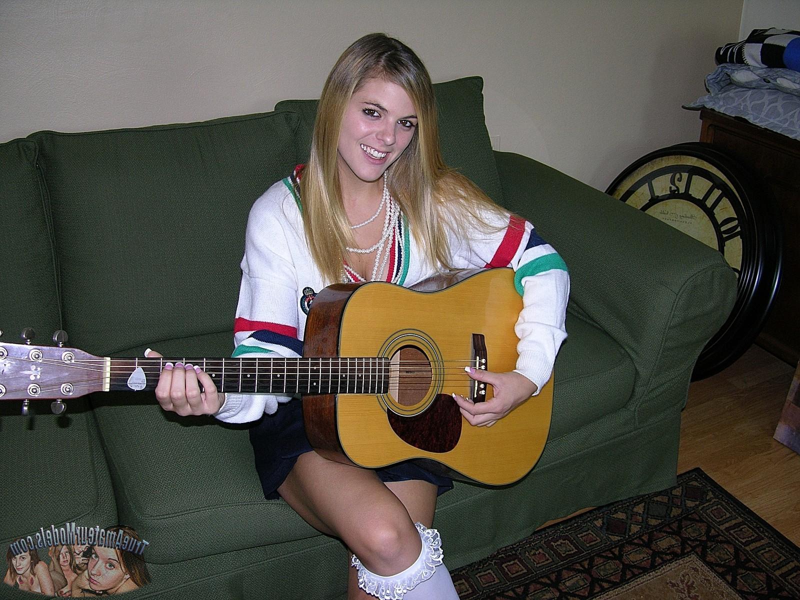 16P Hot Amateur Teen Blonde Babe Kendra - True Amateur Models