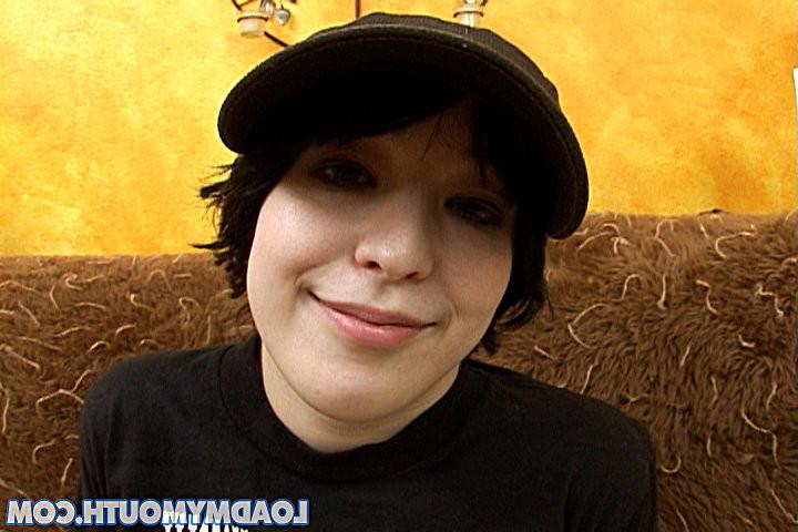 15P Julie Ellis Cum Eating Pics
