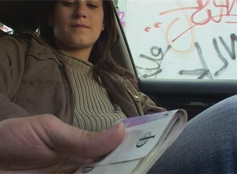 9P Brunette czech babe blows a cock in a car