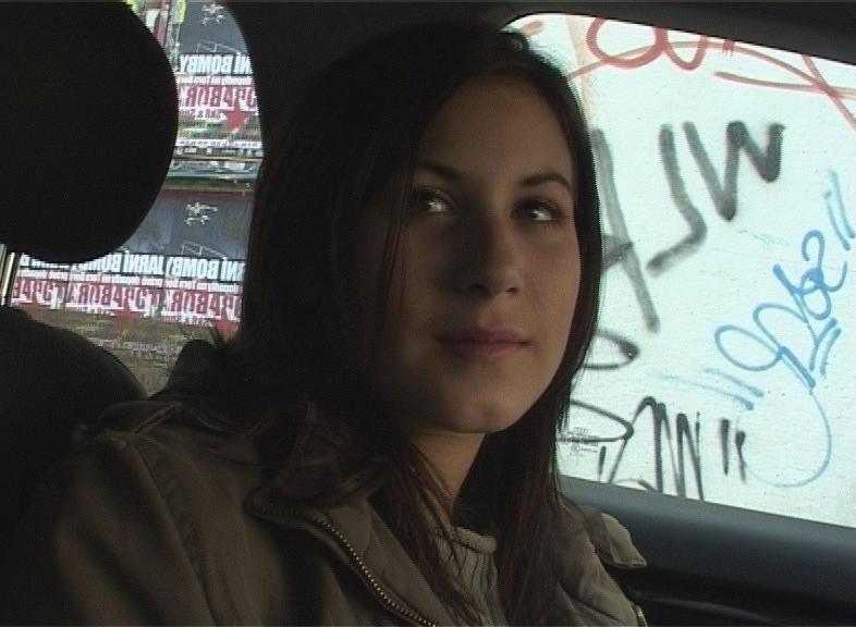 9P Brunette czech babe blows a cock in a car