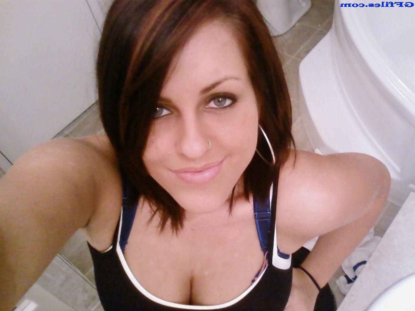 16P Amateur homemade nude exgfs
