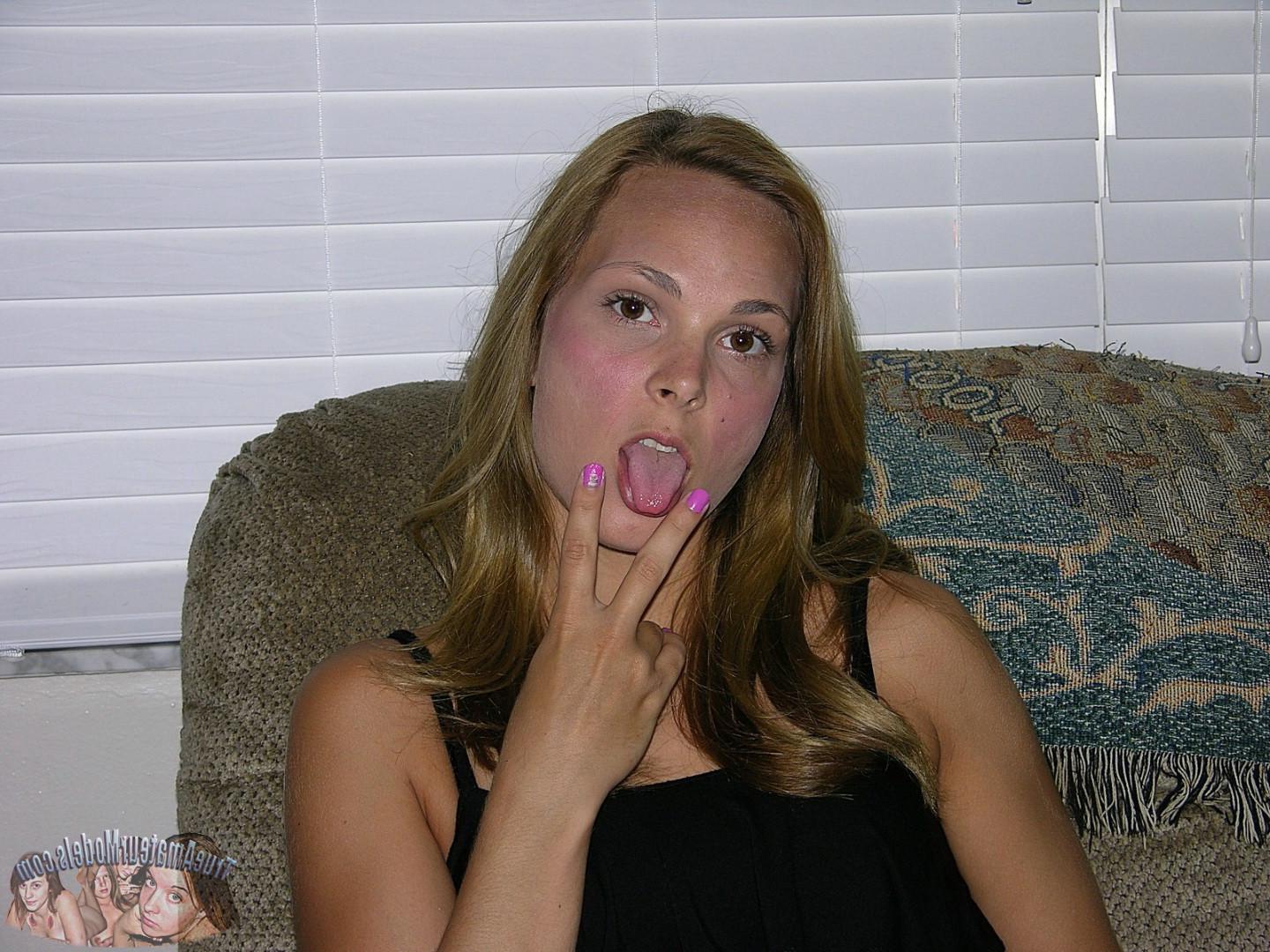 13P Amateur homemade modeling shoot with Jenny J