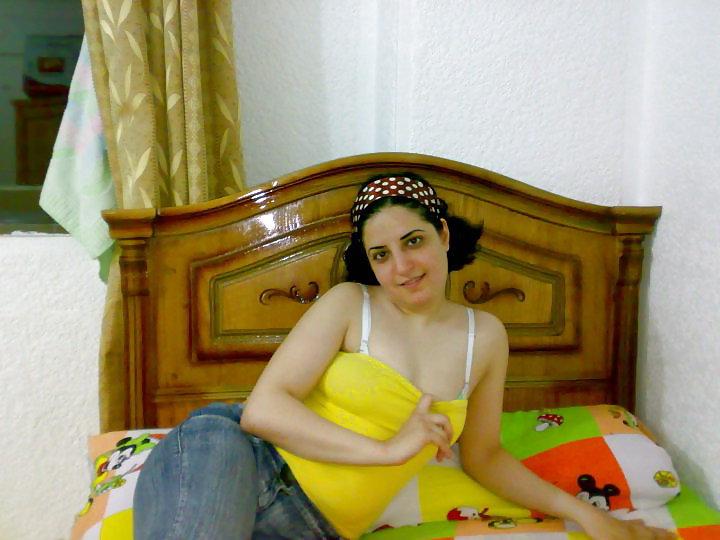 11P Arab Housewife 3