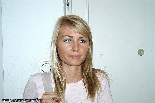 12P Hot blonde russian babe plays with her pussy for the camera