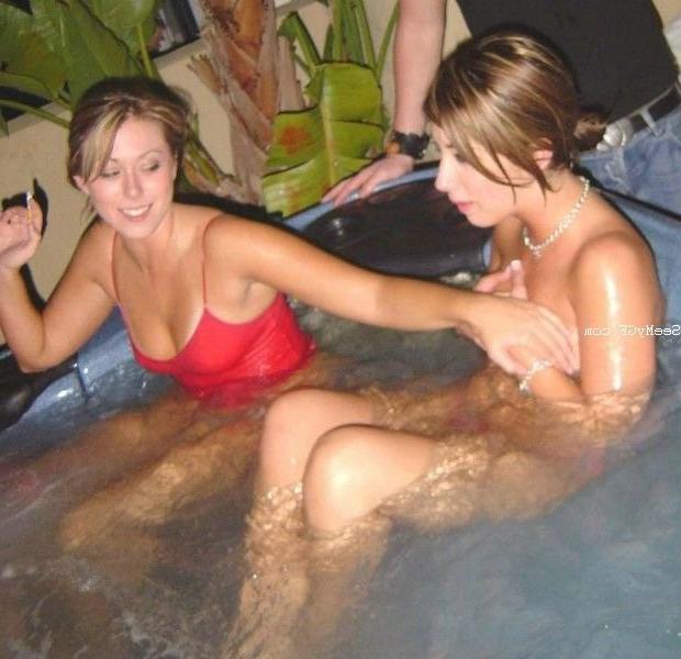 12P Homemade fresh pictures of nice girlfriends having hard sex