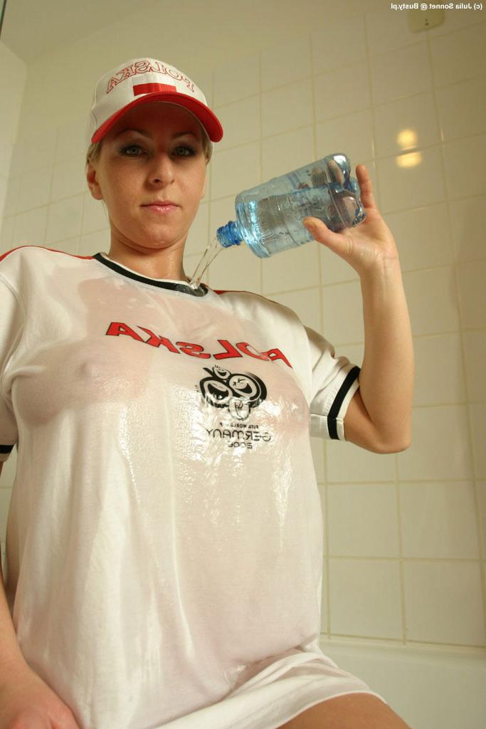 9P Julia Sonnet after the game