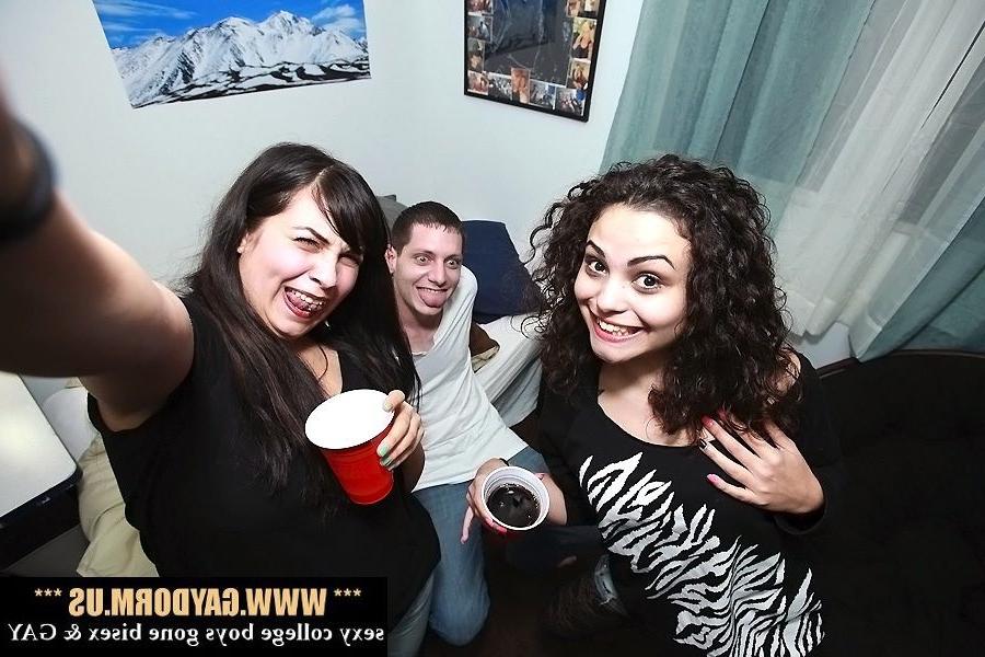 15P Straight guys are lured into gayness by crazy college girls