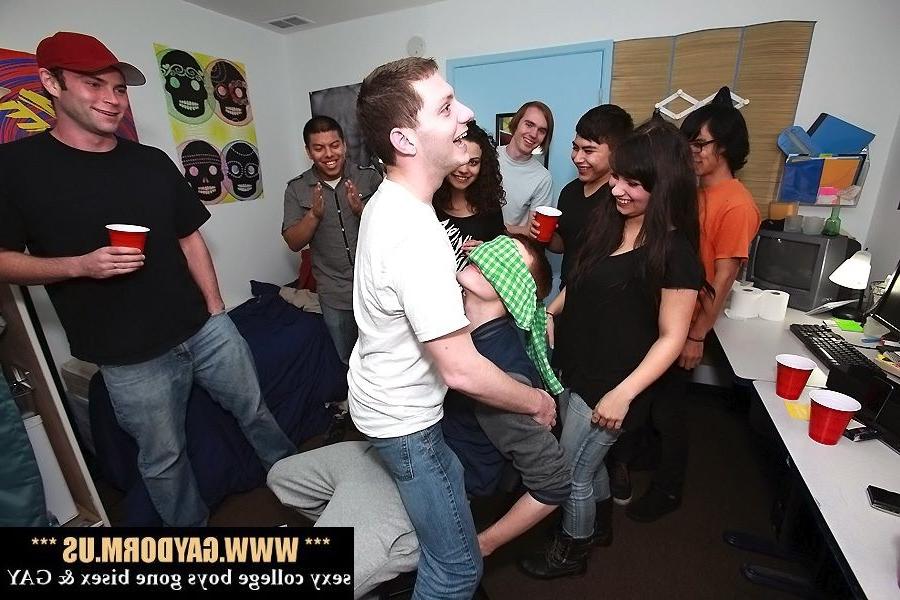 15P Straight guys are lured into gayness by crazy college girls