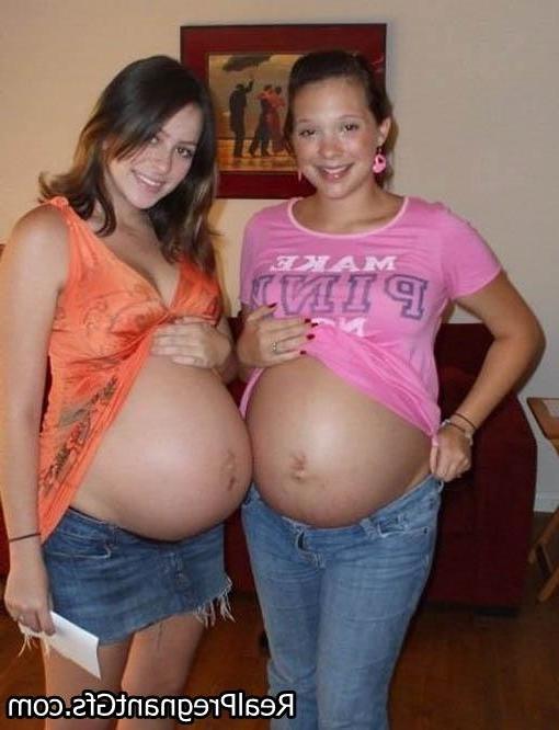 16P Amateur preggo girlfriends