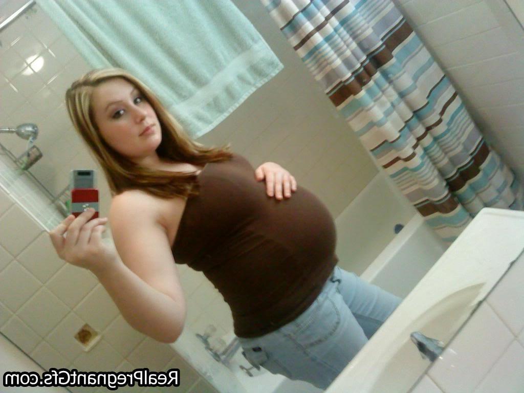 16P Amateur preggo girlfriends