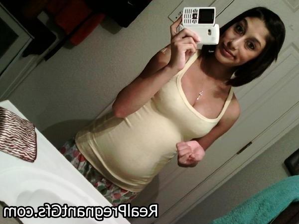 16P Amateur preggo girlfriends