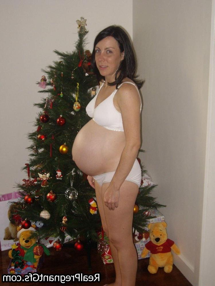 16P Amateur preggo girlfriends