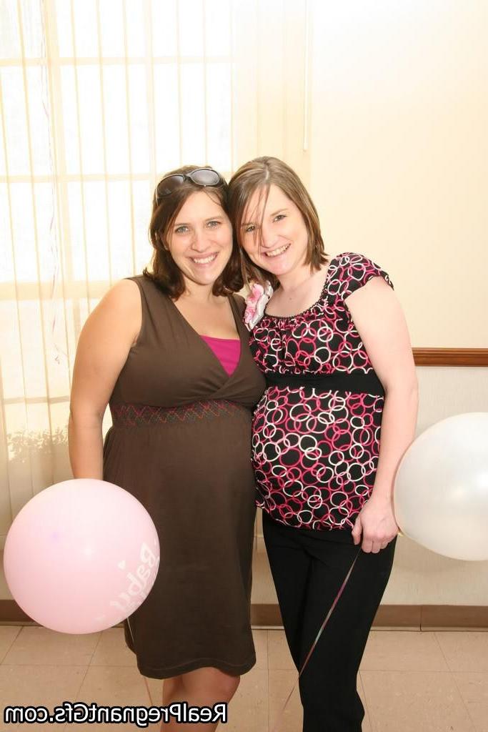 16P Amateur preggo girlfriends