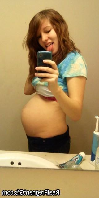 16P Amateur preggo girlfriends