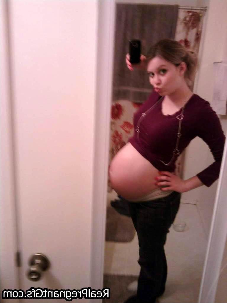 16P Amateur preggo girlfriends