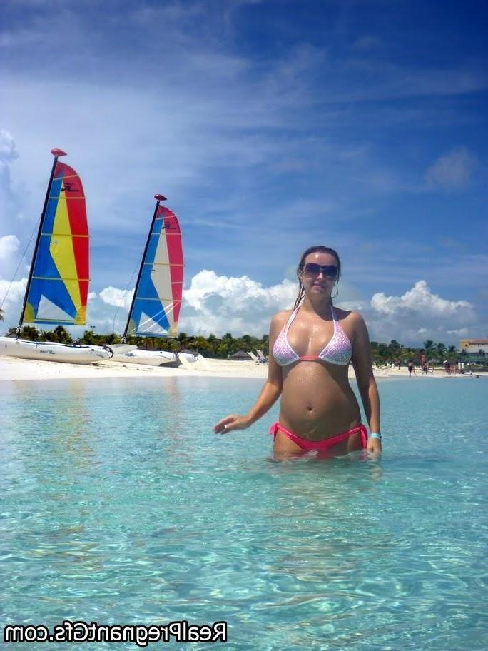 16P Amateur preggo girlfriends